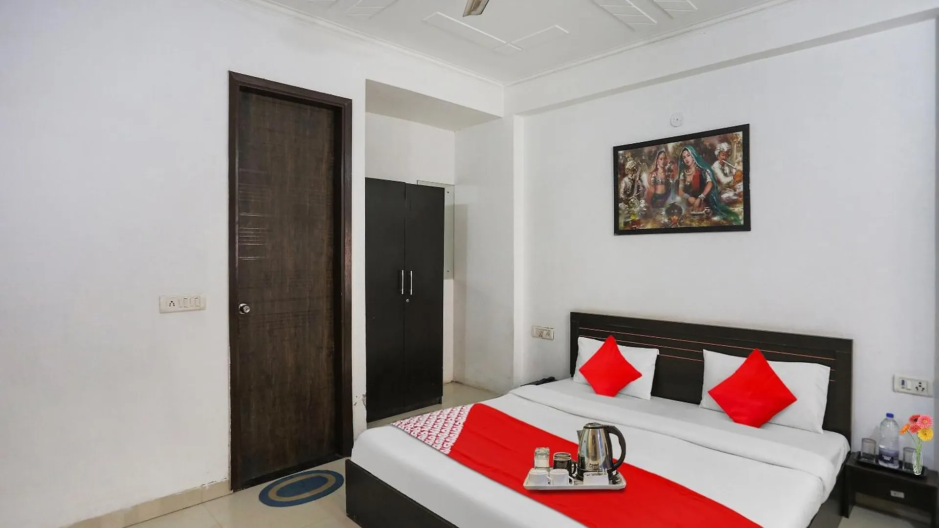 Capital O Ram Krishna Residency Near Artemis Hospital Hotel Gurgaon 3*,